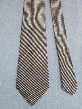 Brooks Brothers Silk Gray Stripe Men's neck tie